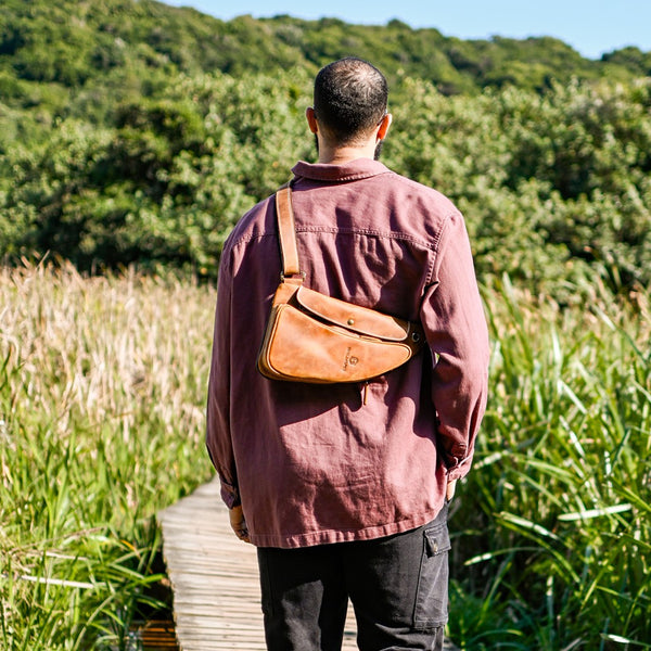 Balvaro Vintage Ultra Chest Bag