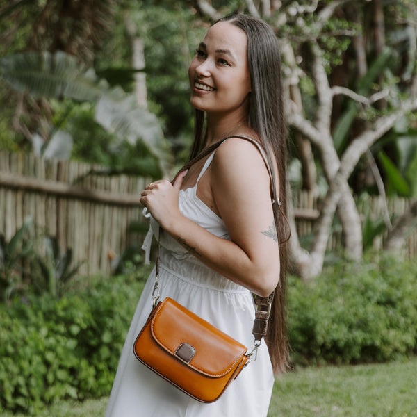 Balvaro Leather Sling Handbag